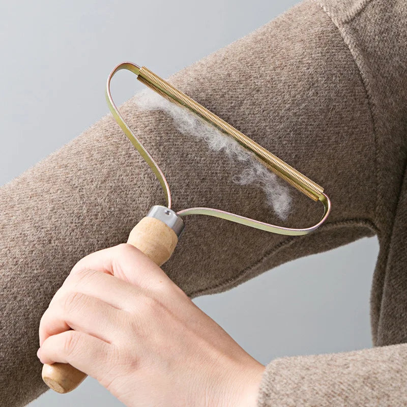 Portable Pet Hair Lint Remover Brush | Manual Roller for Sofa & Clothes