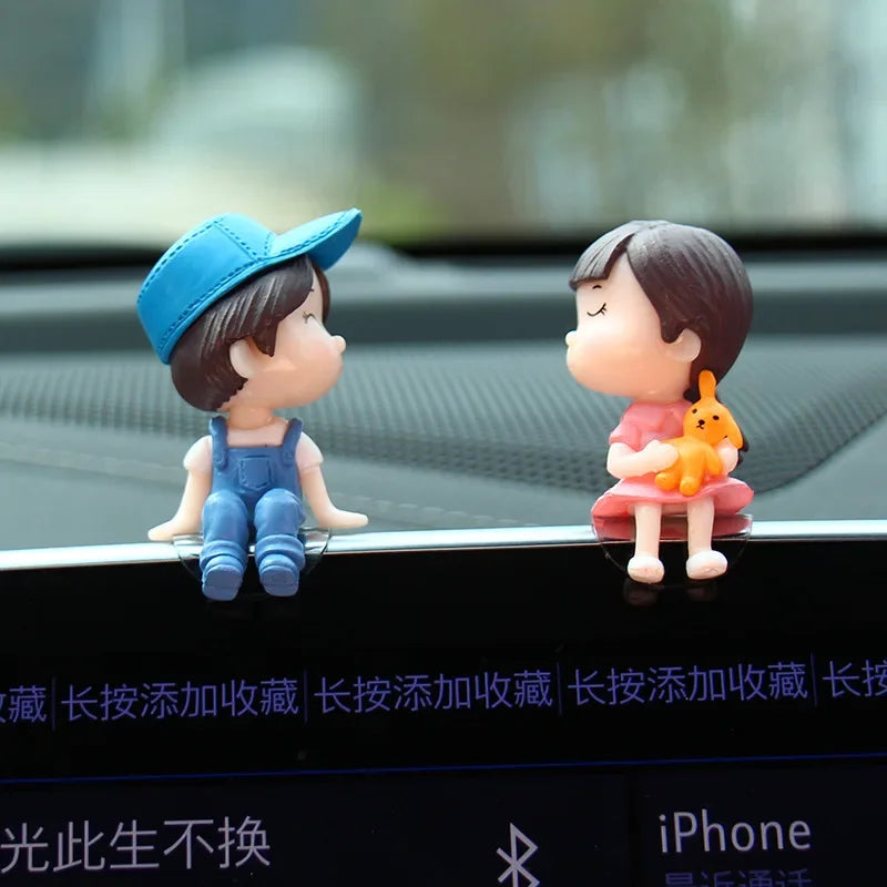 Car accessories, cartoon couple dolls, cute car display screen, balloon decoration, car accessories, men and women's gifts