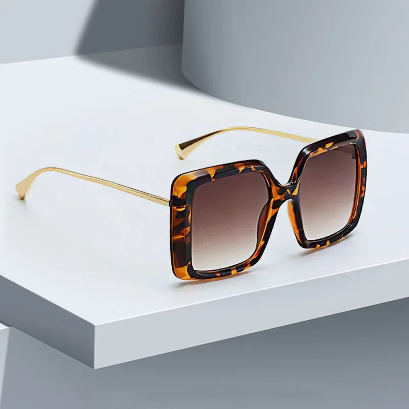 Vintage Trendy Sunglasses for Women – Metal Frame Gradient