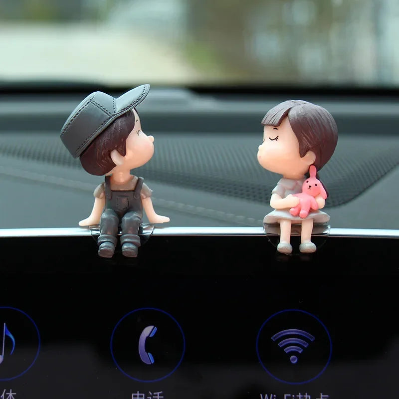 Car accessories, cartoon couple dolls, cute car display screen, balloon decoration, car accessories, men and women's gifts